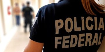 Operação da PF na Baixada Fluminense apreende arsenal com 176 armas