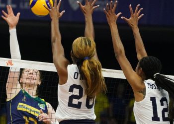 Brasil sofre 2º revés na Liga das Nações Feminina com derrota para EUA