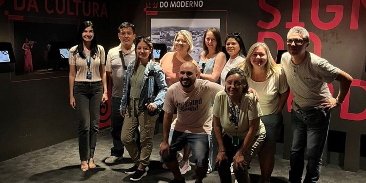 SESI Museu Digital recebe visita de operadores de turismo da Argentina, Chile e Peru