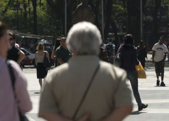 São Paulo promove ações para prevenir queda de idosos