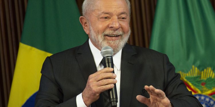 Reunião ministerial “deu harmonizada” na equipe, diz Lula 