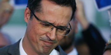 Câmara formaliza decisão do TSE e declara perda de mandato de Deltan