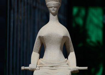 Deputado vira réu no STF por ofensas a ministro