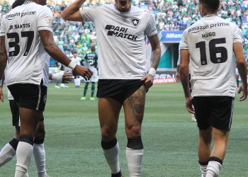 Mais líder do que nunca: Botafogo abre 7 pontos no topo do Brasileirão