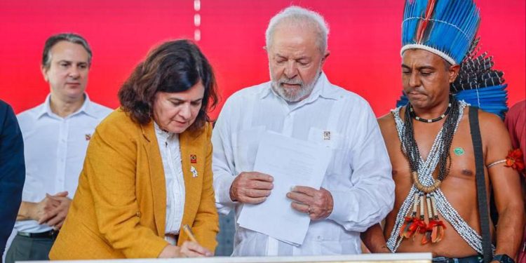 Lula: Farmácia Popular foi ironizado, mas volta com mais força 