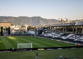 STJD pune Vasco com quatro jogos com portões fechados