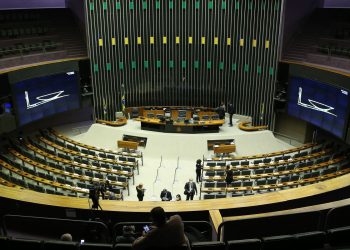 Falta de consenso adia votação da reforma tributária