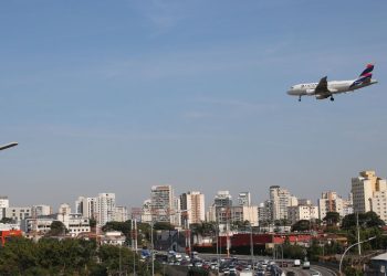 Número de turistas estrangeiros no Brasil cresce 108% em 2023
