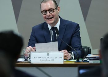 Nomeação de Cristiano Zanin como ministro do STF é publicada no DOU
