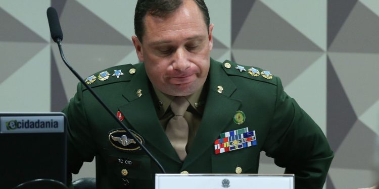 Ex-ajudante de ordens de Bolsonaro diz que não participava de decisões