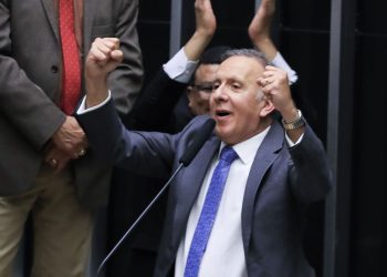 Câmara aprova PEC da reforma tributária