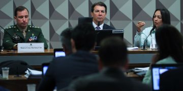 Polícia Legislativa vai apurar se deputado foi transfóbico