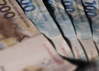 Brasileiros ainda não sacaram R$ 7,12 bilhões de valores a receber