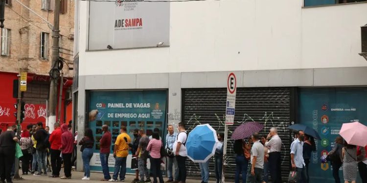 Documento detalha pontos da nova política de desoneração da folha salarial