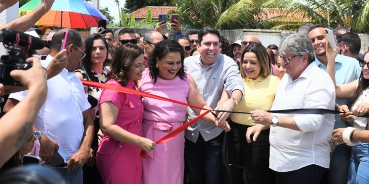 João Azevêdo inaugura Cidade Madura e assegura investimentos para o fortalecimento das ações na Saúde em Bayeux