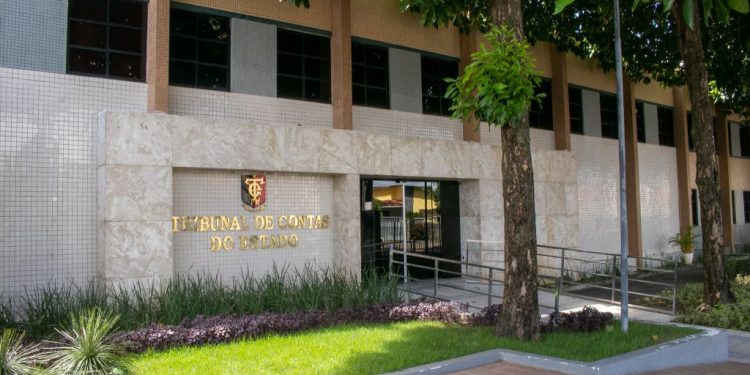 Prefeito de Santa Rita cumpre determinação e TCE-PB suspende Decisão Singular sobre gastos com festejos juninos