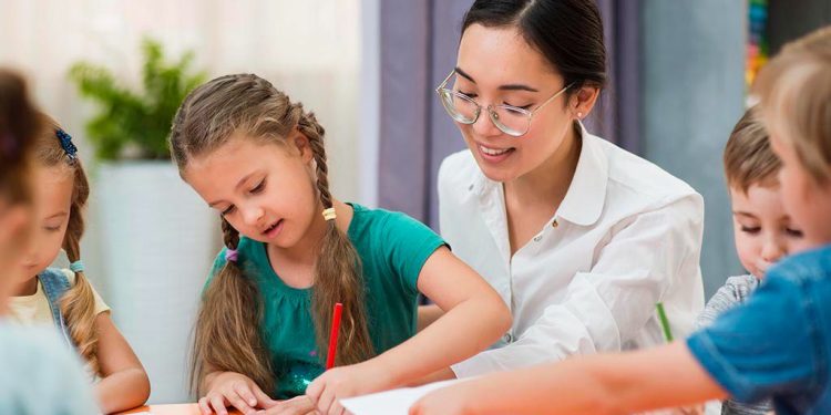 Prêmio Educador Transformador: inscrições para a edição deste ano se encerram em cinco de fevereiro