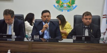 Primeira sessão do ano na Câmara de Vereadores de Sumé conta com a presença do prefeito Éden Duarte