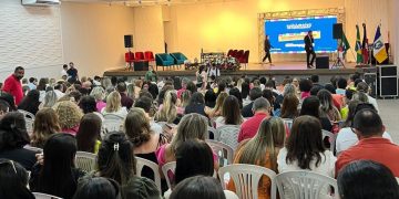 Seminário de formação de professores em Sousa discute educação empreendedora