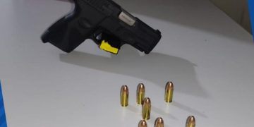 OPERAÇÃO SEMANA SANTA: POLÍCIA MILITAR APREENDE ARMA DE FOGO NA CIDADE DE DESTERRO