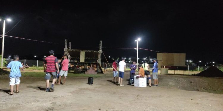 PAIXÃO DE CRISTO: Atores e Bailarinos iniciam ensaio aberto na praça de eventos de Monteiro