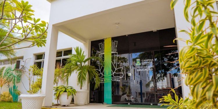 Prefeitura de Campina Grande convoca 80 educadores sociais voluntários para integrar a Rede Municipal de Educação