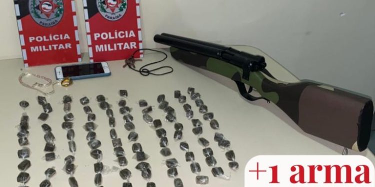 Polícia Militar apreende arma de fogo e drogas na cidade de Sumé Polícia Militar apreende arma de fogo e drogas na cidade de Sumé