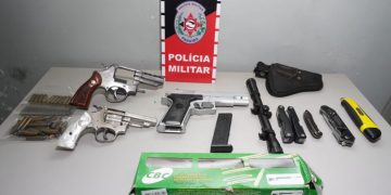 Polícia Militar apreende estudante com armas, munições e canivetes em escola da cidade de Sapé