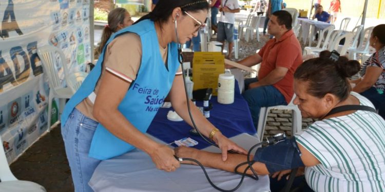 Moradores do bairro Quinta da Boa Vista em Monteiro, recebem Feira de Saúde na Comunidade