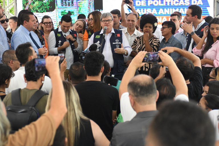 João Azevêdo inaugura Gerência Operacional da Causa Animal de Campina Grande e destaca importância do equipamento e investimentos de R$ 10 milhões