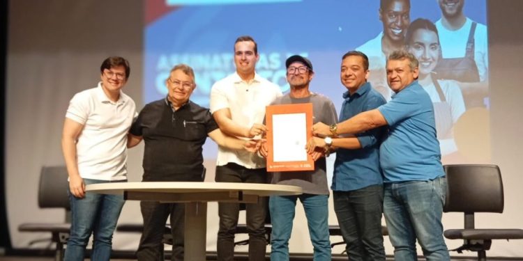 Governo da Paraíba destina crédito do Empreender para comerciantes da Feira Central de Campina Grande