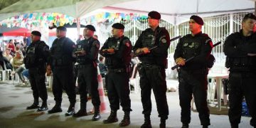 POLÍCIA MILITAR E DEMAIS FORÇAS DE SEGURANÇA PROMOVEM A TRANQUILIDADE E SEGURANÇA NOS FESTEJOS JUNINOS DE TEIXEIRA.