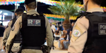 POLÍCIA MILITAR E FORÇAS DE SEGURANÇA GARANTEM A TRANQUILIDADE E SEGURANÇA NOS FESTEJOS DE DESTERRO.