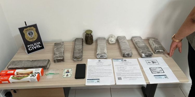 DDF: Polícia Civil apreende oito quilos de maconha e prende suspeitos de tráfico e de estelionato em Campina Grande