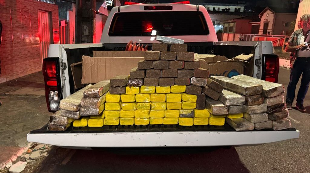 Polícia prende casal com cerca de 100 quilos de drogas em João Pessoa