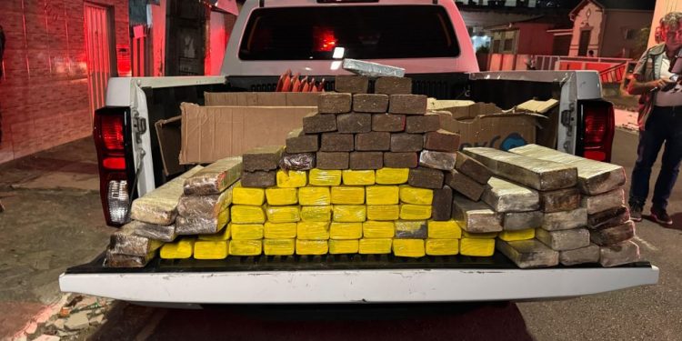Polícia prende casal com cerca de 100 quilos de drogas em João Pessoa