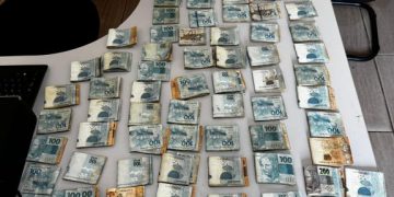 CERCO TOTAL: Operação policial apreende cerca de R$ 70 mil com suspeitos de tráfico em Alhandra